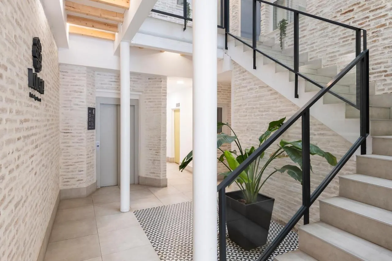 Lola 14 Suite Apartment Sevilla Spanien