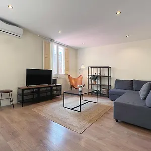 spacious-family-apartment-with-big-terrace.catalonia-hotels.com/