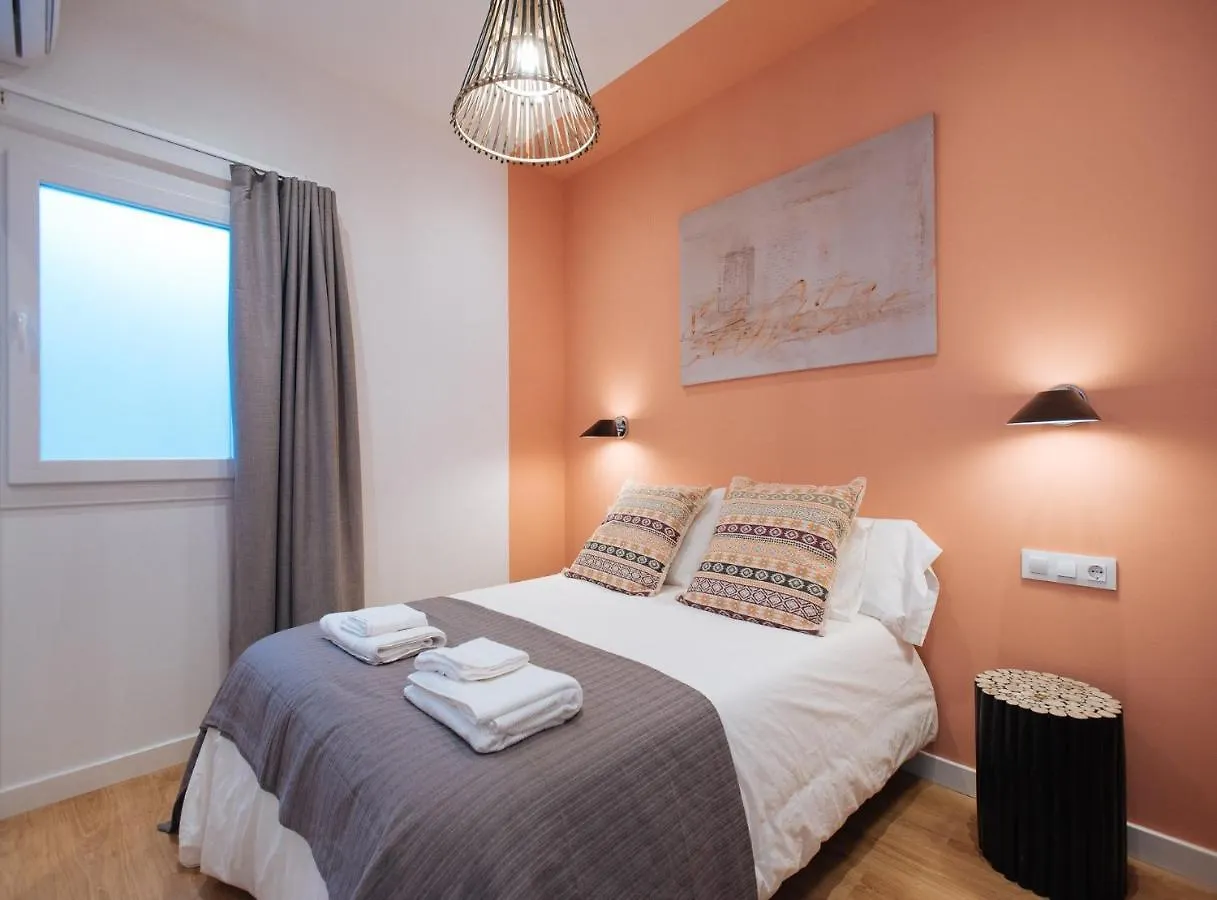 Lola 14 Suite Apartment Sevilla
