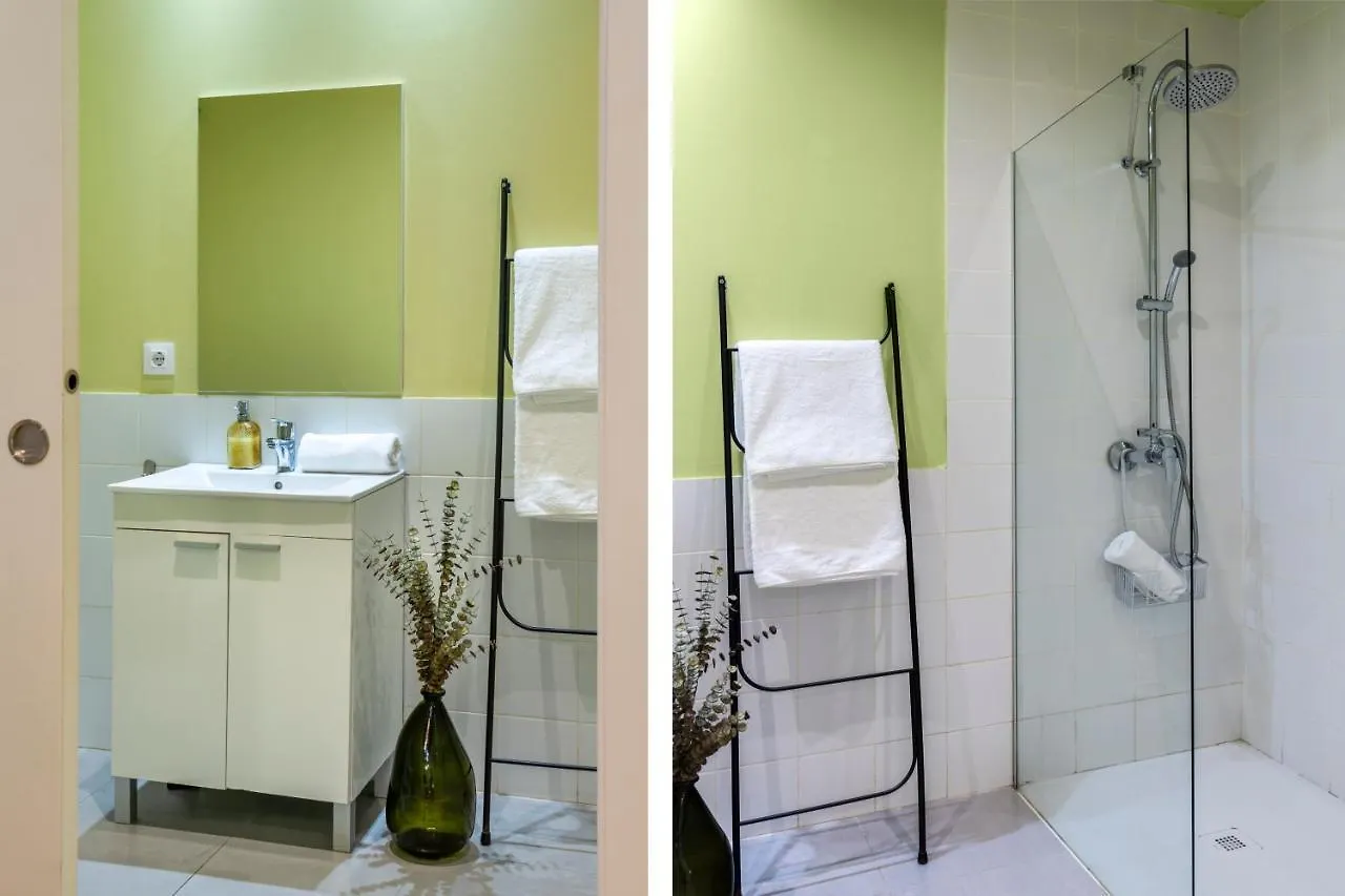 Lola 14 Suite Apartment Seville