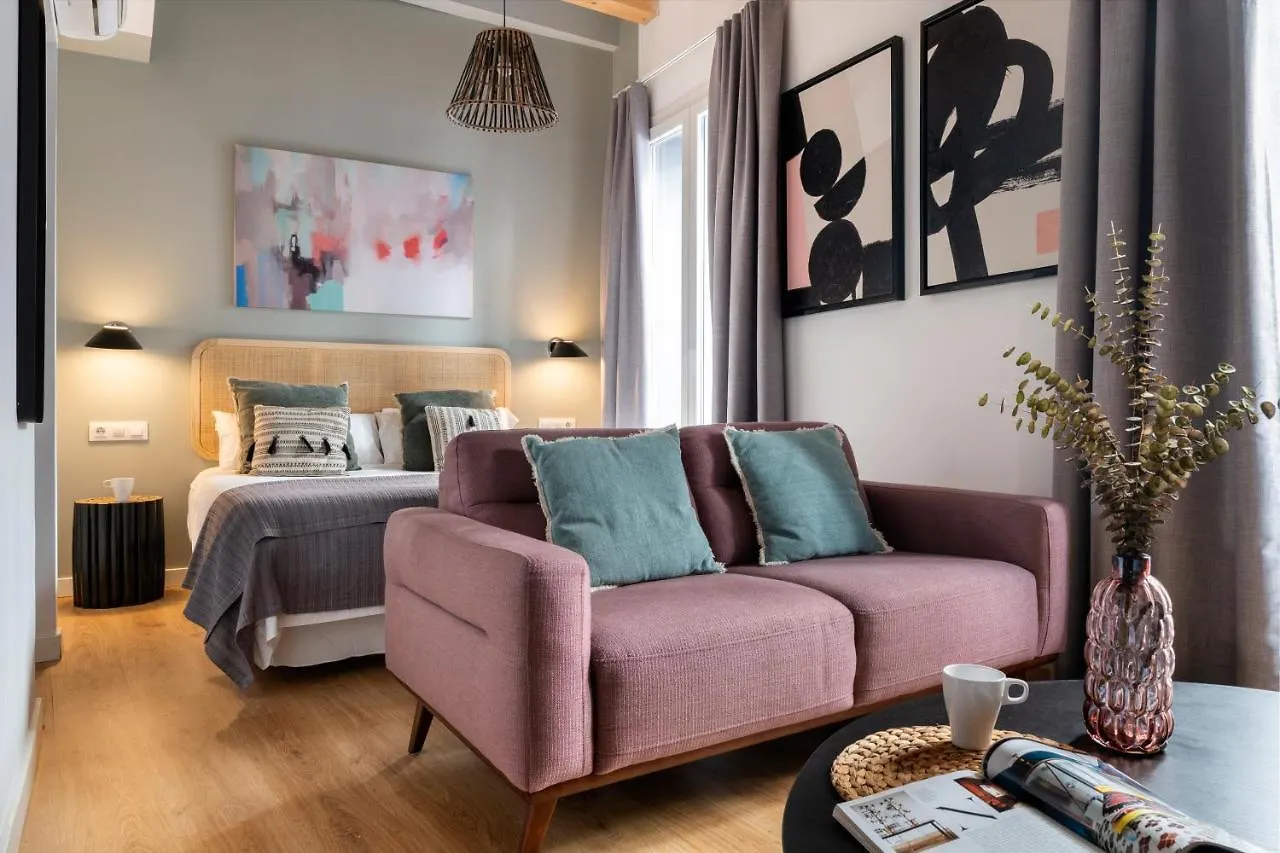 Lola 14 Suite Apartment Sevilla