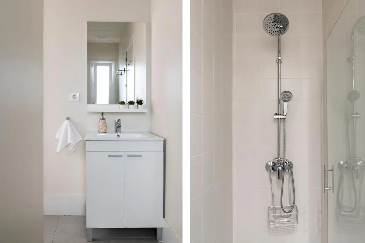 Lola 14 Suite Apartment Seville Spain