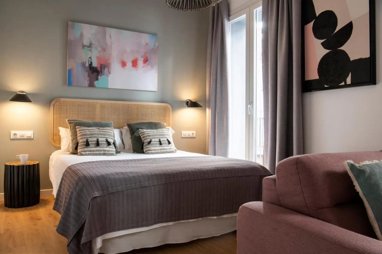 Lola 14 Suite Apartment Seville 0*,