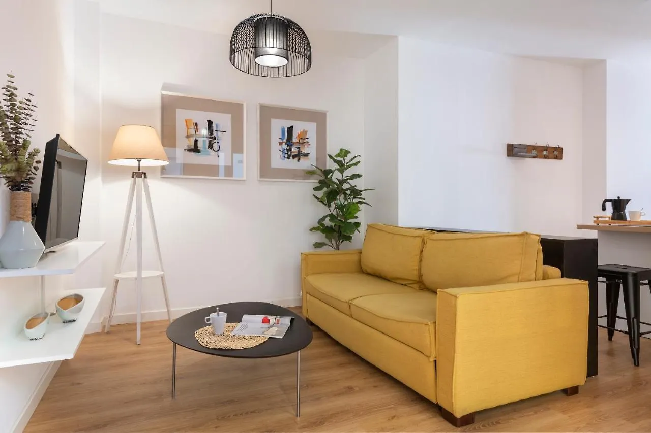 Lola 14 Suite Apartment Sevilla Spanien