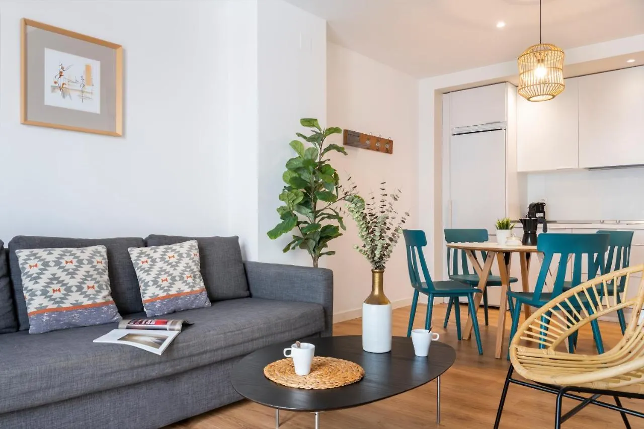 Lola 14 Suite Apartment Seville 0*,  Spain