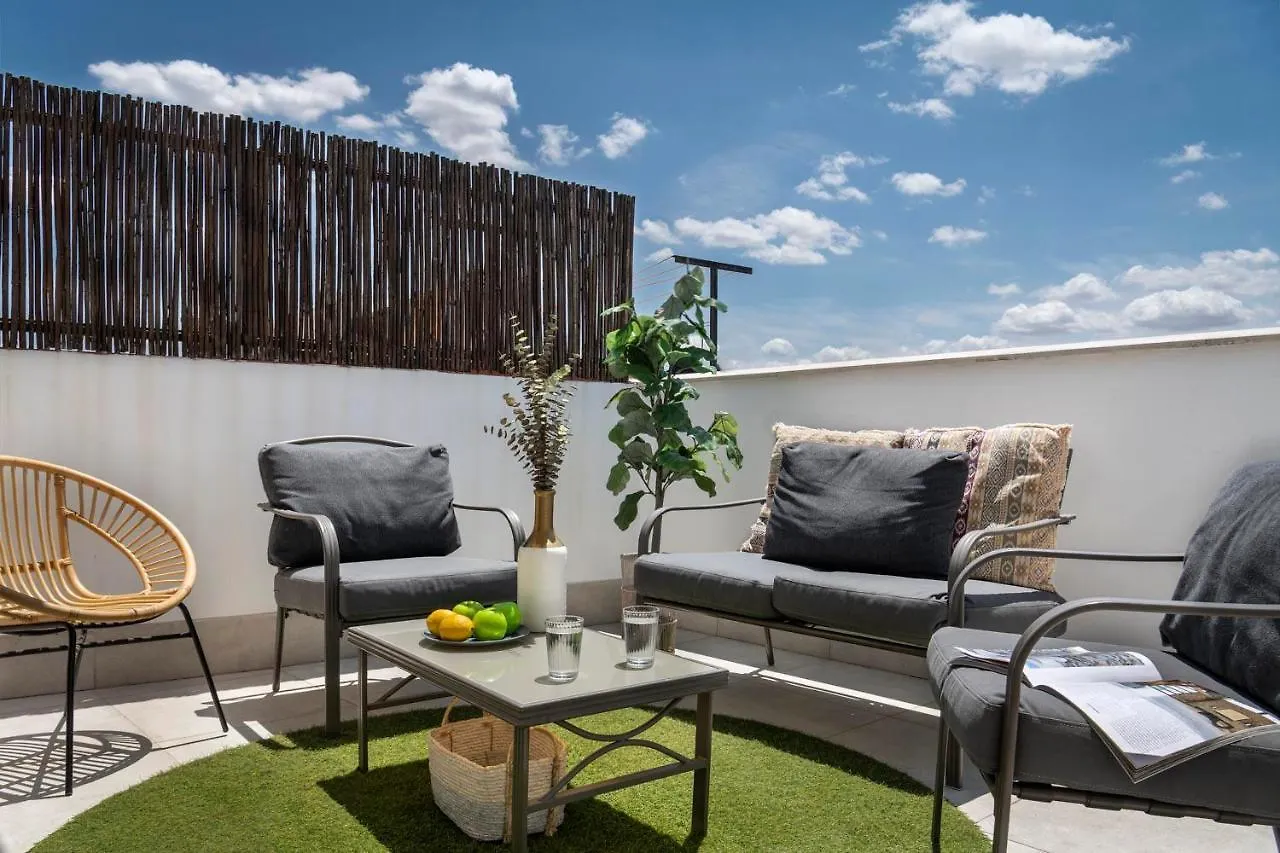 Lola 14 Suite Apartment Sevilla
