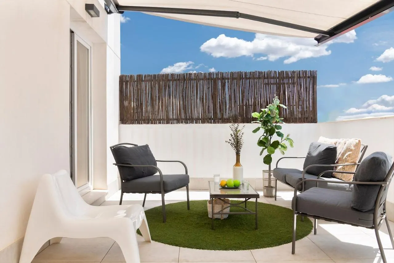 Lola 14 Suite Apartment Sevilla 0*,  Spanien